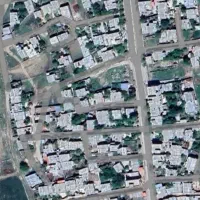 زمین مسکونی ۳۰۰ متری عقب نشینی شده