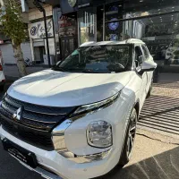 میتسوبیشی اوتلندر ۲۰۲۳ H line|خودرو سواری و وانت|شیراز, بعثت|دیوار