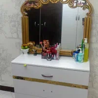 میز آرایشی