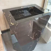 روشویی سرامیکی کاور دار و جا حوله دار