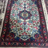 قالیچه دست بافت گل قرمز بیجار|فرش|تهران, آبشار تهران (دریاچه)|دیوار