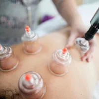 اجاره اتاق به حجامت کار در مطب پزشک|اجارهٔ دفتر کار، اتاق اداری، مطب|شیراز, شهرک گلستان|دیوار