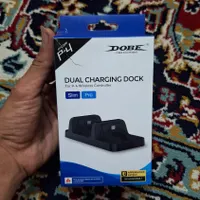 استند شارژر دسته پی اس فور