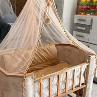 تخت و گهواره نوزاد و کودک تا ۱۲۰ کیلو تحمل چوب راش