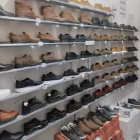 حراج کفش مردانه بدلیل جمع کردن مغازه