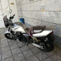 CB400