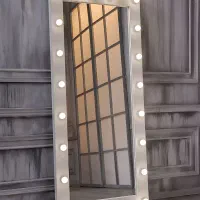 آینه هالیوودی