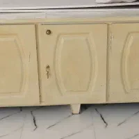 کمد زیر باری