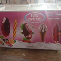 یخچال بستنی سالم و تمیز