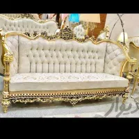 یک عدد جلومبلی و دو عدد عسلی باشیشه و یک عدد بوفه