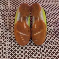 کتونی فوتبال،چرم‌مصنوعی بسیار محکم دور دوخت سایز۴۰|کیف، کفش، کمربند|تهران, خواجه نظام الملک|دیوار