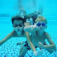 آموزش مقدماتی شنا در۴ جلسه (فشرده/عادی)