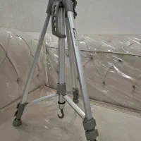 سه پایه دوربین