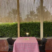 استخدام نیرو برای کافه رستوران شیرین بانو