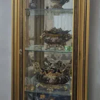 بوفه چوبی تاج دار