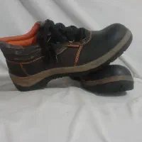 کفش ایمنی سایز۴۴ و۴۵ نو نو هفت جفت|کیف، کفش، کمربند|اصفهان, شهرک شهید حاج میرزایی|دیوار