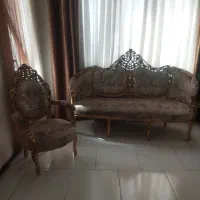 میز تلویزیون  و مبل سلطنتی