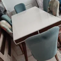 میز نهارخوری