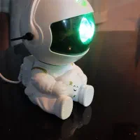 چراغ خواب کهکشانی طرح فضانورد لیزری