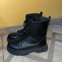 بوت مشکی سایز ۴۰