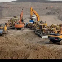 راننده پلدزر در باسمنج کوی کاوه