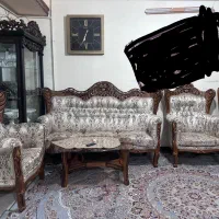 فروش مبل سلطنتی ۹نفره ومیزنهارخوری ۶نفره