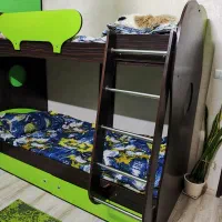 تخت دو طبقه