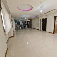 واحد پر نور و فول امکانات بزرگمر، لاهور ، مفتح