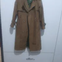 پالتو|لباس|لیلان, |دیوار