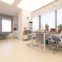 واحد اداری ۱۰۰ متری / دو خوابه / تاپ لوکیشن