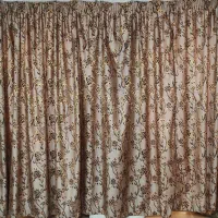 پرده نو و تمیز