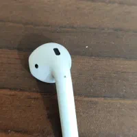 ایرپاد ۲ اصل (airpod 2) سمت چپ