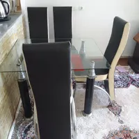 میز غذا خوری چهار نفره باچهار صندلی فلزی محکم فوری