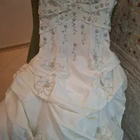 لباس عروس شیک و زیبا دکلته صلواتی|لباس|تهران, اکباتان|دیوار