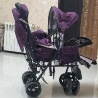 کالسکه ی دوقلو