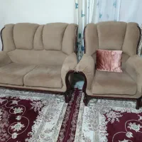 مبل ۹ نفره جنس خوب|مبلمان خانگی و میز عسلی|هشتگرد, شهرک گلها|دیوار