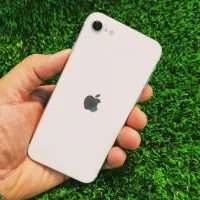 آیفون se2020 128