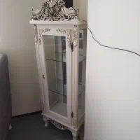 بوفه زیر تلویزیون