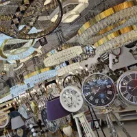 لوستر آنتیک*/ درفروشگاه امپراطور شریعتی ۳۷و۳۹