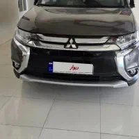 اتولندر میتسوبیشی