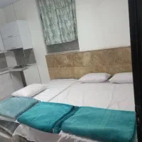 سوئیت نزدیک حرم دودقیقه فاصله باحرم درب باب الجواد|اجارهٔ کوتاه‌مدت آپارتمان و سوئیت|مشهد, آیت الله خامنه‌ای|دیوار