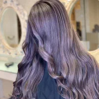 رنگ و لایت حرفه ای قیمت مناسب|خدمات آرایشگری و زیبایی|قزوین, |دیوار