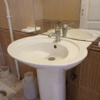 ۲عدد روشویی ایستاده مروارید