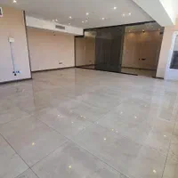 ۱۳۷متر اداری/ ۲خواب بزرگ / لاکچری/ بر بلواراصلی|اجارهٔ دفتر کار، اتاق اداری، مطب|کرج, گلشهر|دیوار