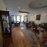 ۱۳۵ متری/تک واحدی/۱۰۰ متر حیاط اختصاصی