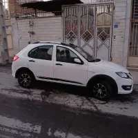 کوئیک Gxr سفید مشکی