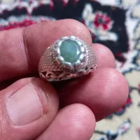 انگشتر زمرد سبز بی‌نظیر فروشی