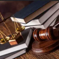 وکیل پایه یک دادگستری