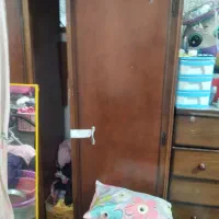 کمدقدیمی چوب ساج اصل ومحکم یک لنگه