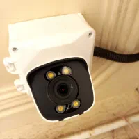 دوربین مداربسته  و دزدگیر